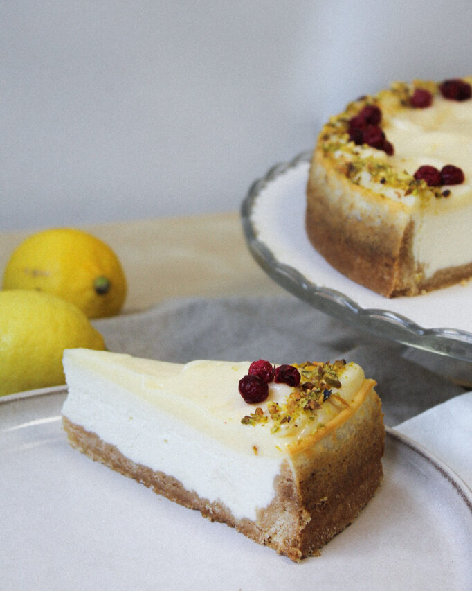 Cheesecake lemon curd